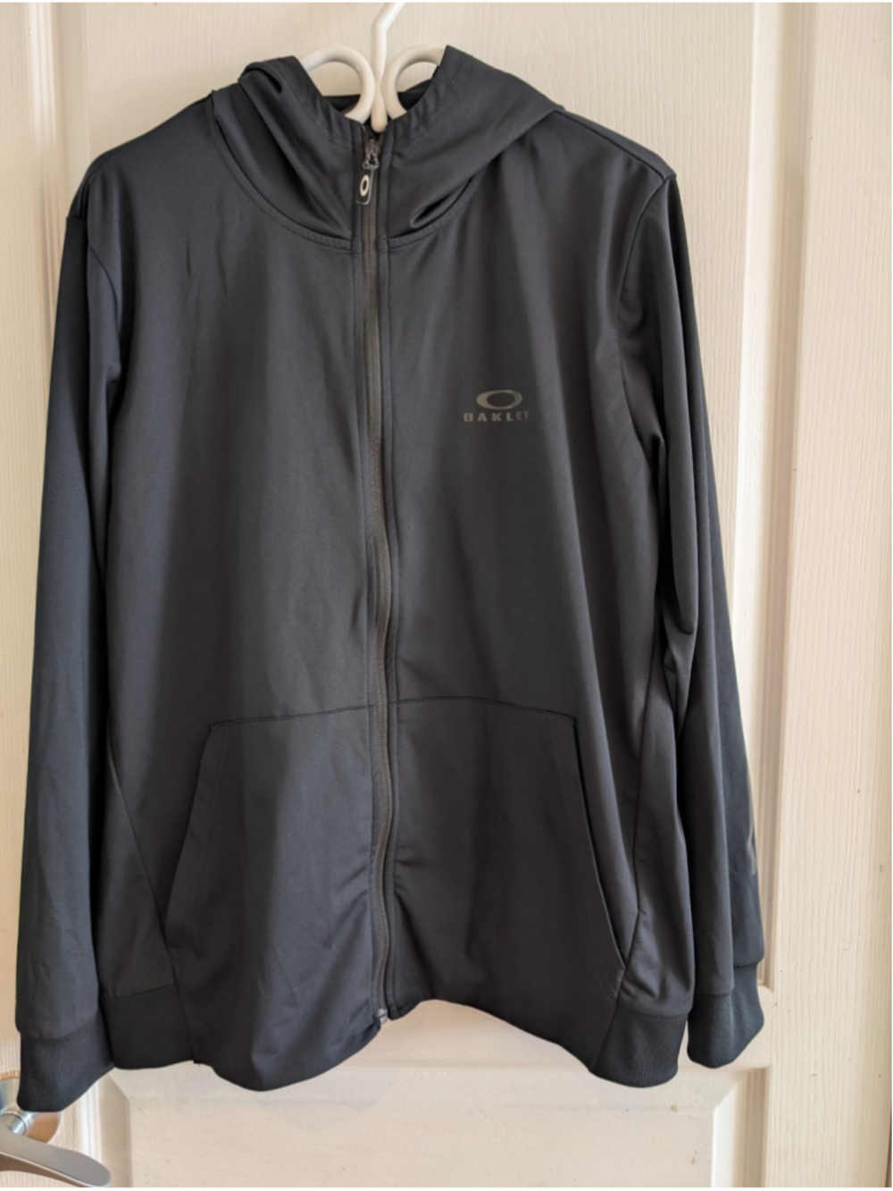 582- Men's Oakley Hydrolix Full Zip Hoodie Black Size L